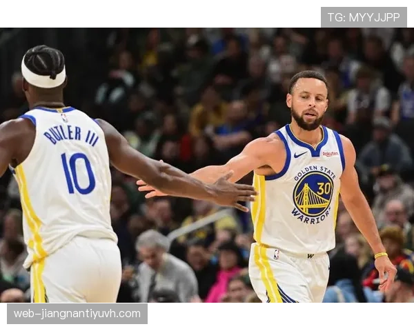 库里三分挡拆效率提升显著 拉开勇士进攻空间差异明显