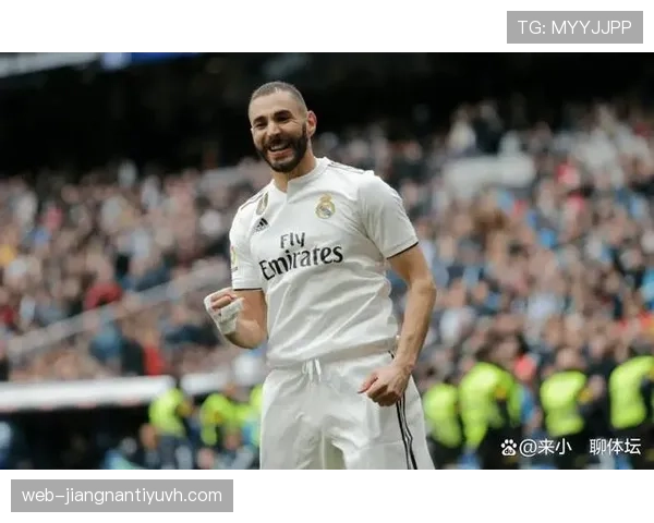 本泽马长期首发的核心原因解析