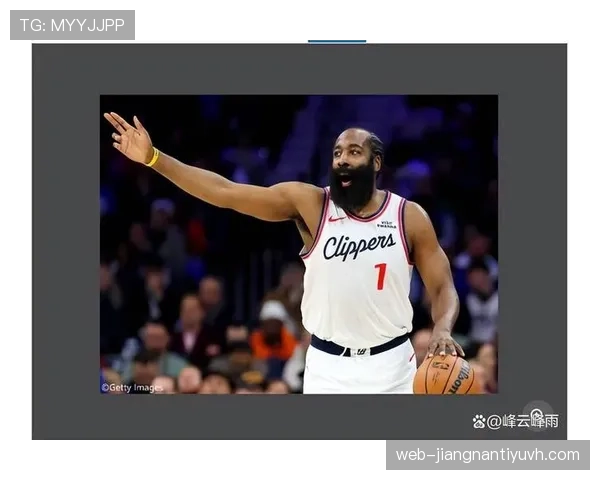 哈登利用挡拆拉开空间提升三分效率显著超越昔日巅峰